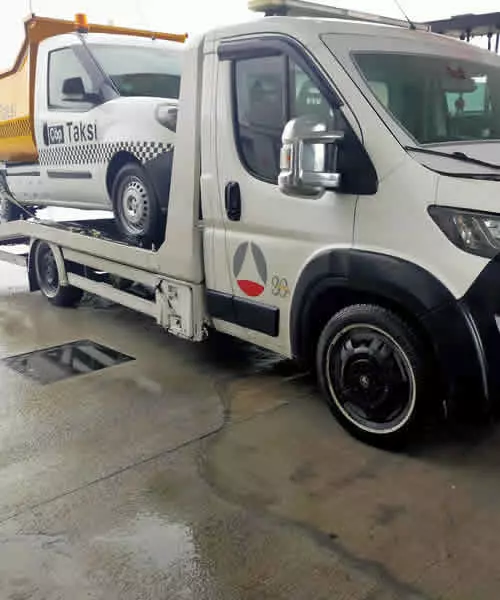 Karşıyaka Oto Çekici Numaraları